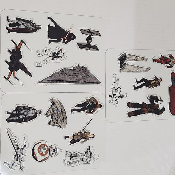 Star Wars, The Force Awakens Magnetic Figures Pottery Barn Kids Tin Box 2015 NOS - Picture 7 of 10